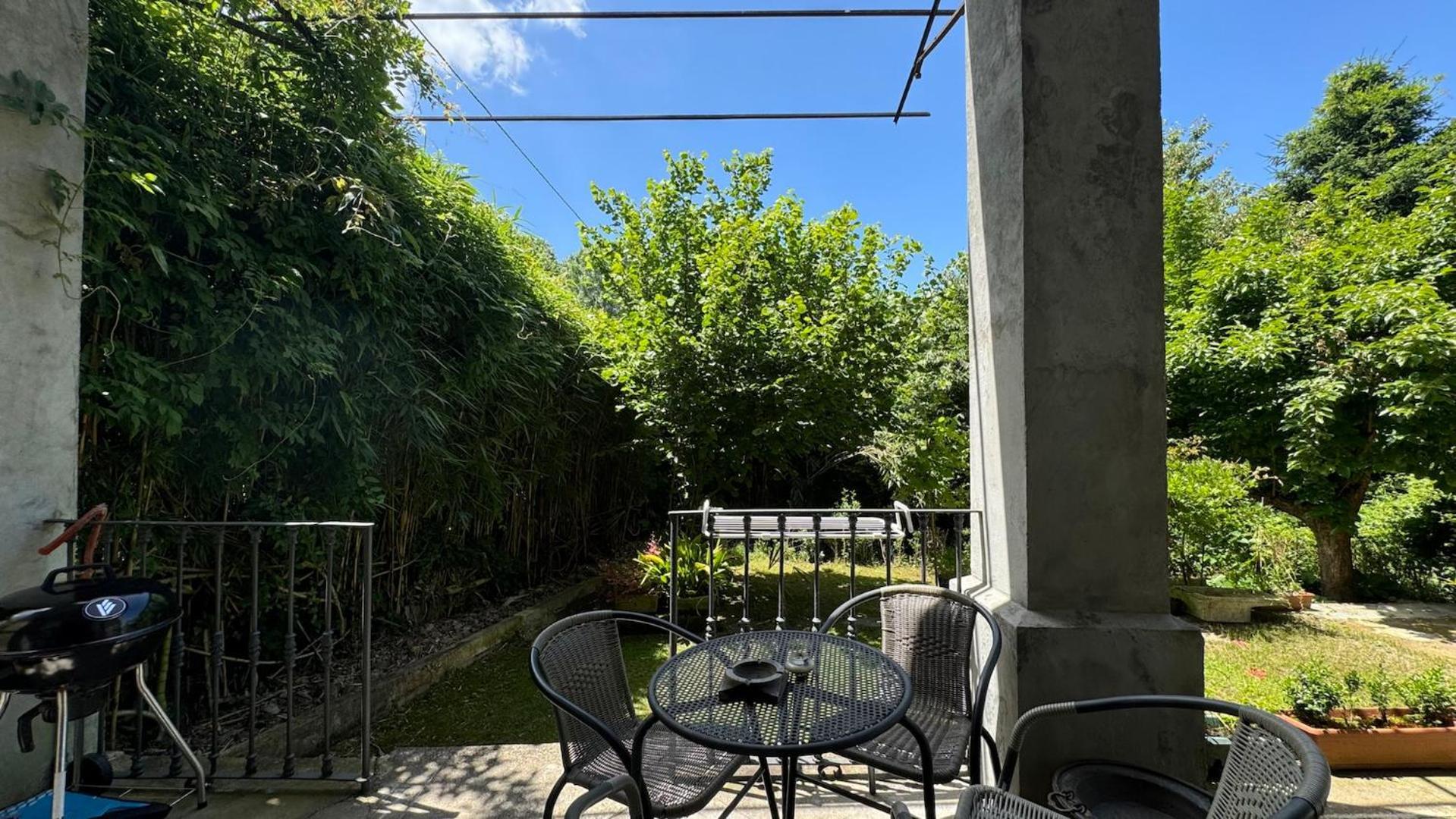 Curt Da Beta - Casa Vacanze Con Giardino In Corte Del XVIII Secolo Malnate Exterior foto