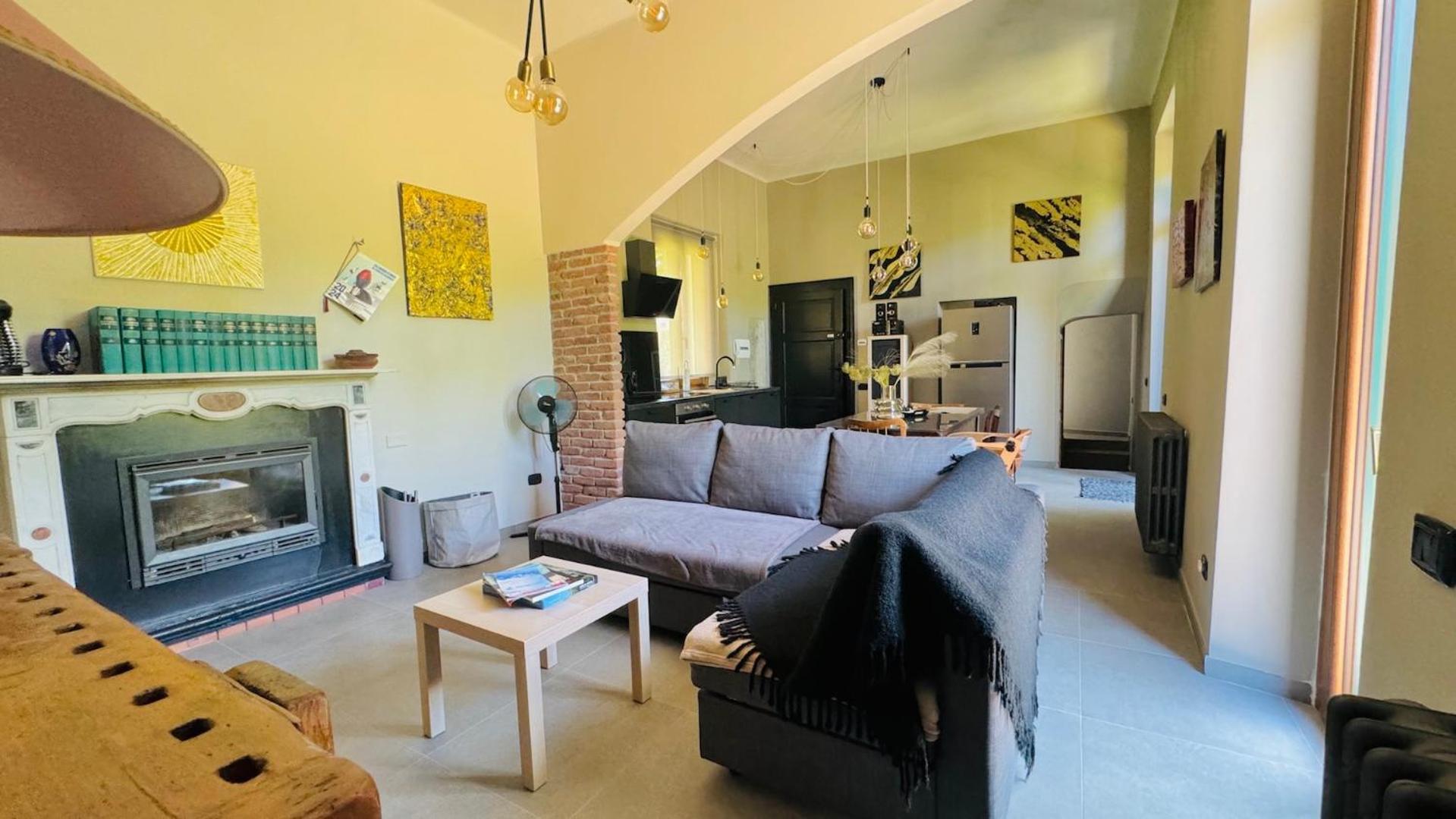 Curt Da Beta - Casa Vacanze Con Giardino In Corte Del XVIII Secolo Malnate Exterior foto